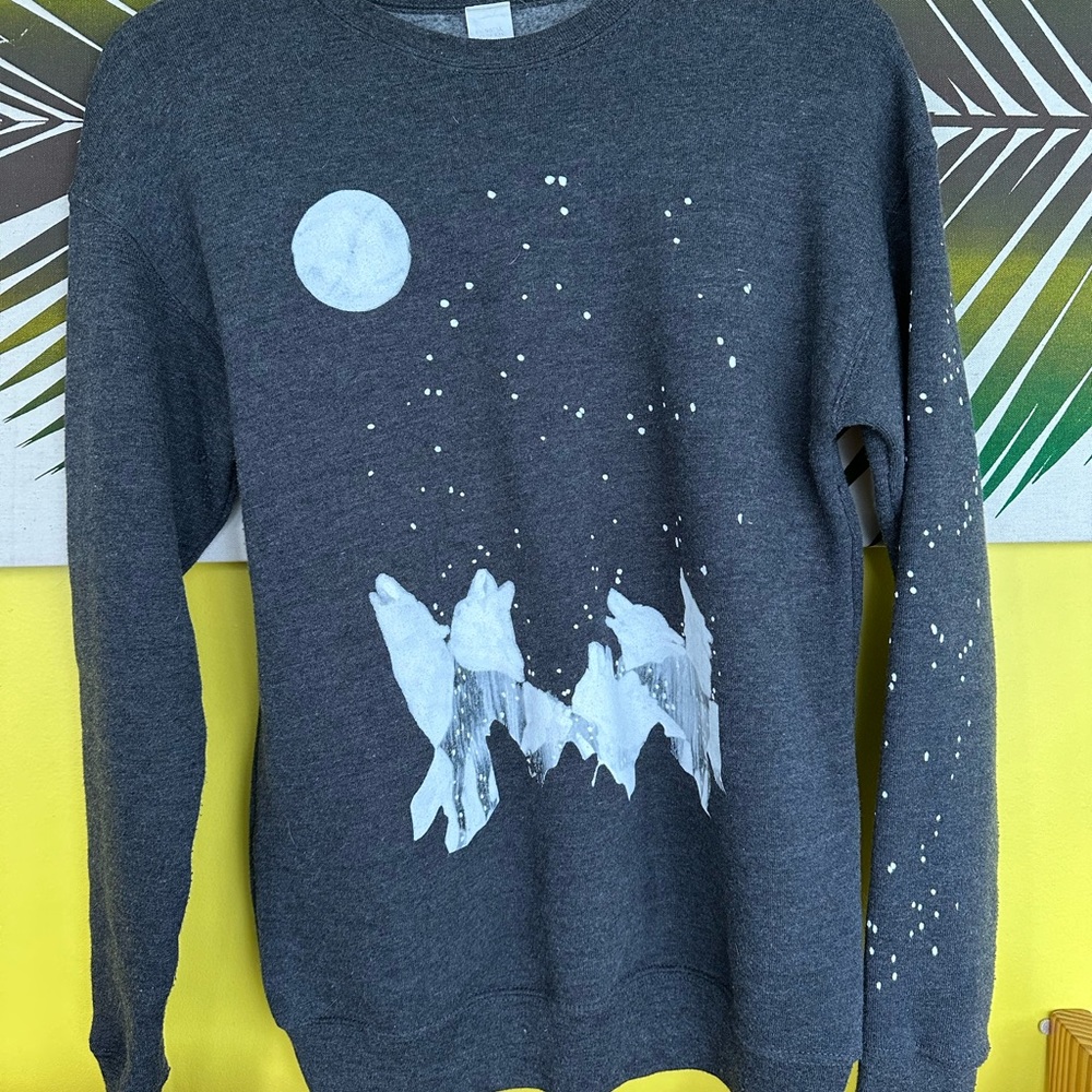 Alicia Beth Moore aka P!nk-Two Wolves Winery crew neck sweater
